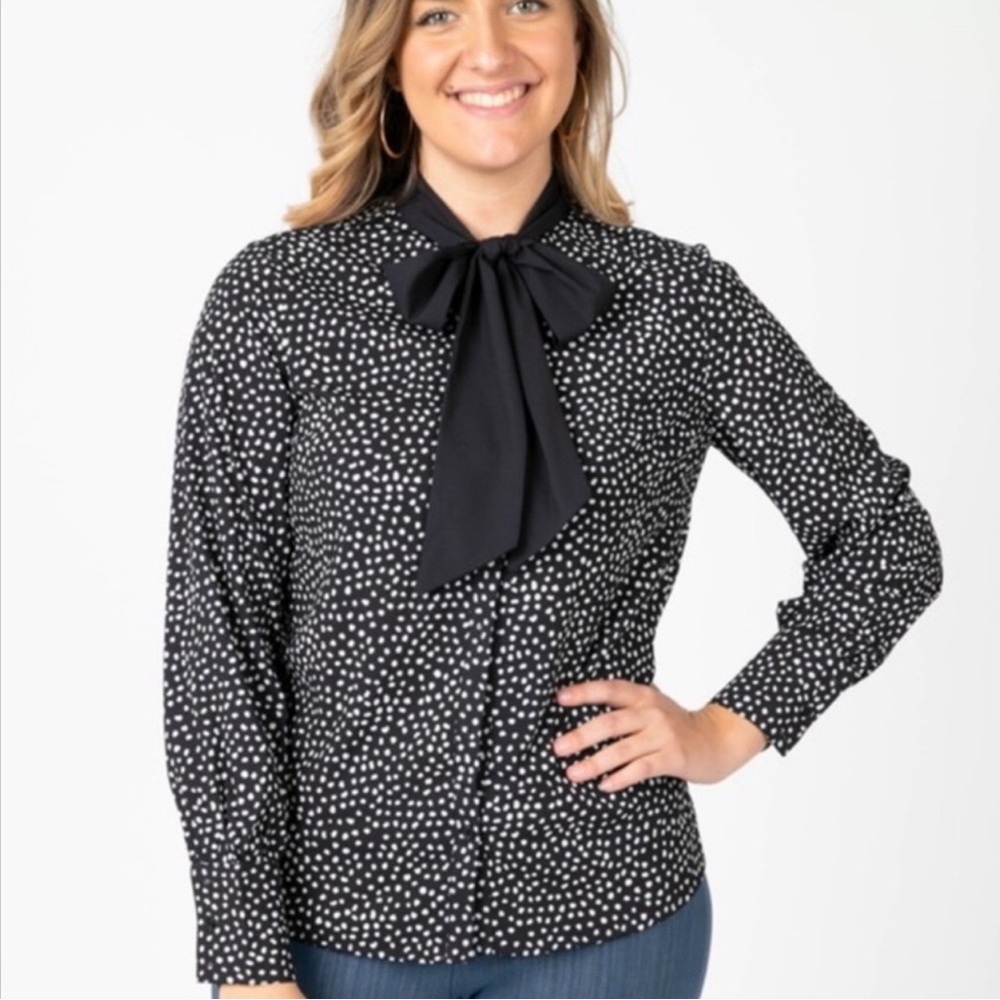 Agnes & Dora Black and White Bow Tie Blouse